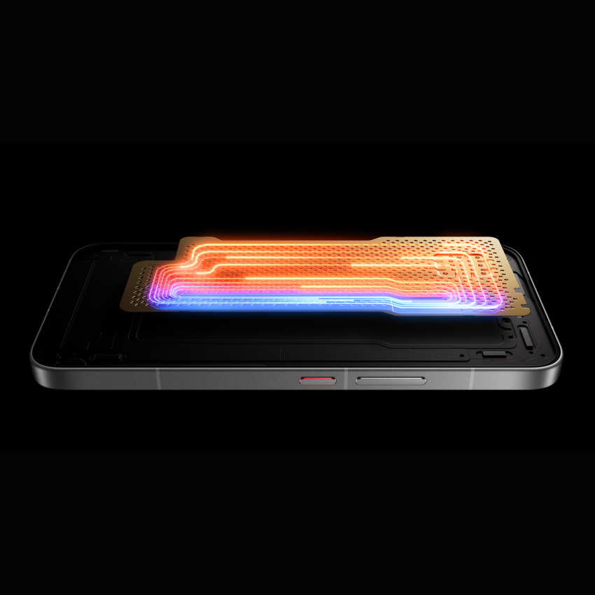 POCO 3D IceLoop aušinimo sistema 